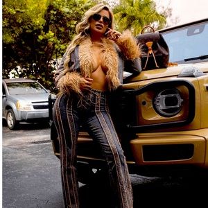 New Fashion 2piece denim set with fur collar and wrist